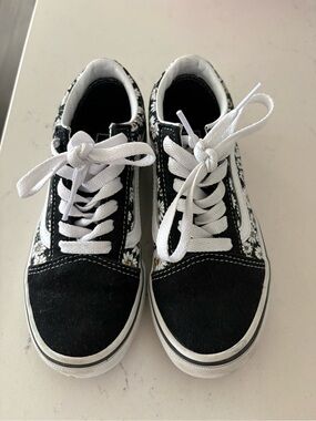 Vans Kids Black Daisy Old Skool Lace-Up Sneakers